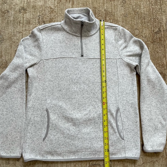 Thread and Supply Quarter Zip Pullover, size Medium in Heather Gray - Picture 7 of 8